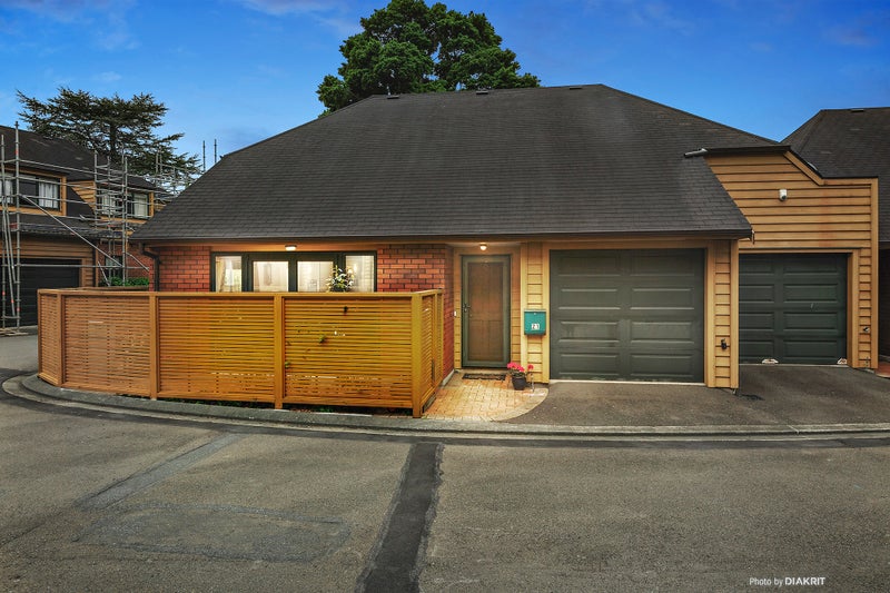 21 Futuna Close, Karori, Wellington - Carousel 15