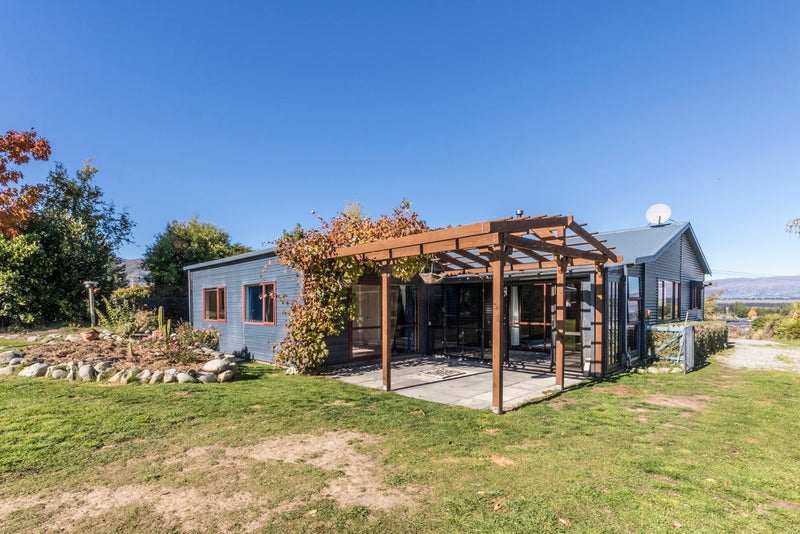 46 Noema Terrace, Wanaka - Carousel 1