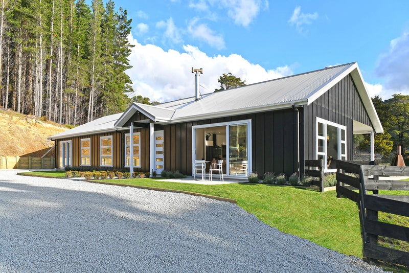 419B Katherine Mansfield Drive, Whitemans Valley, Upper Hutt - Carousel 2