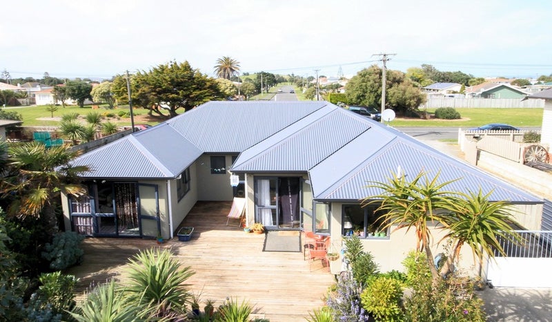 43A Bamber Street, Castlecliff, Whanganui - Carousel 1