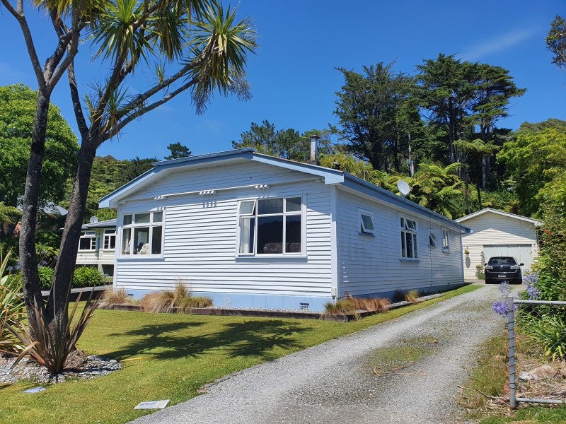 21 Leith Crescent, Greymouth, Greymouth - Carousel 1