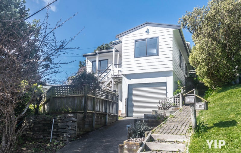 15A Fraser Avenue, Johnsonville, Wellington - Carousel 1