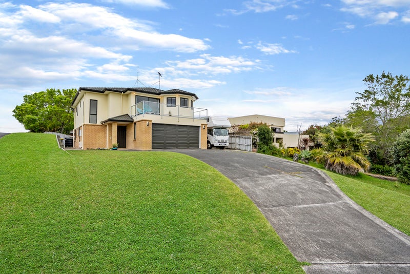 24 Mayall Avenue, Beach Haven, Auckland - Carousel 23