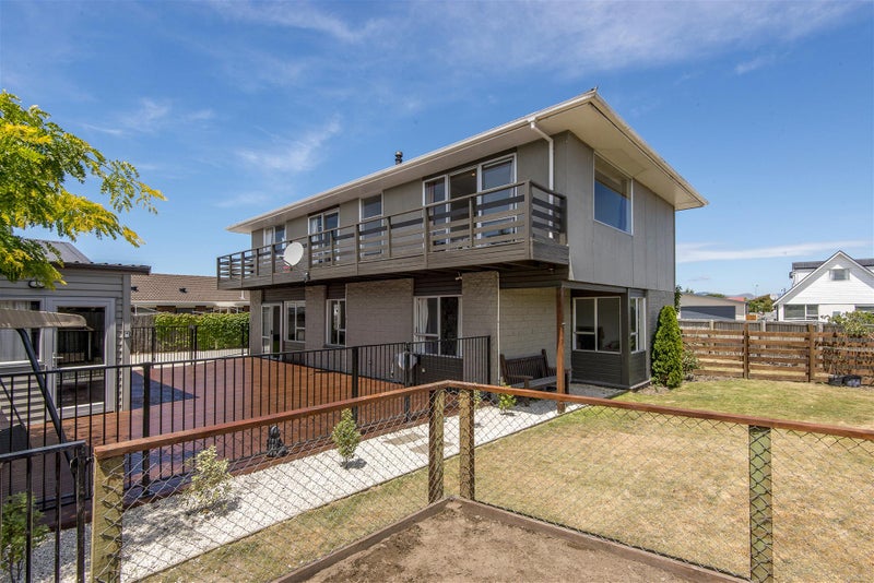 4 Portnall Place, Parklands, Christchurch - Carousel 1