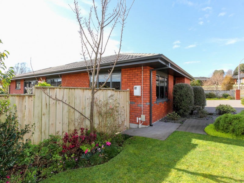 8 Anderson Way, Highlands Park, New Plymouth - Carousel 25