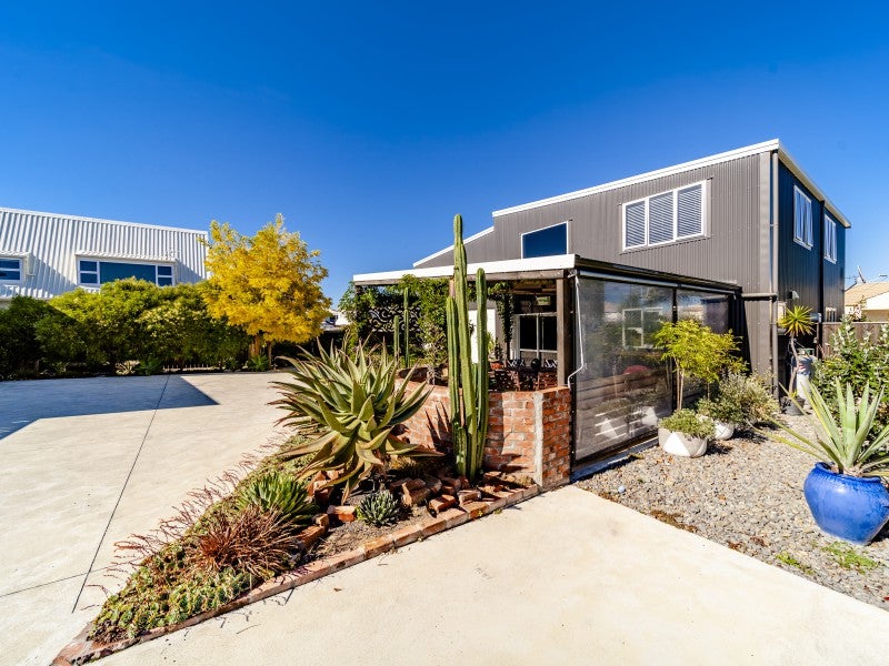 168A Charles Street, Westshore, Napier - Carousel 2