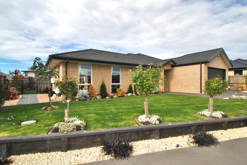 4 Constance Place, Aidanfield, Christchurch - Carousel 2