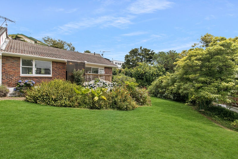 1/0 Ngatiawa Street, Onehunga, Auckland - Carousel 1