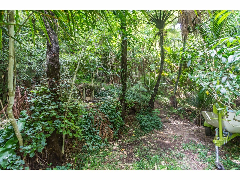 32 Ocean View Road, Huia, Auckland - Carousel 2