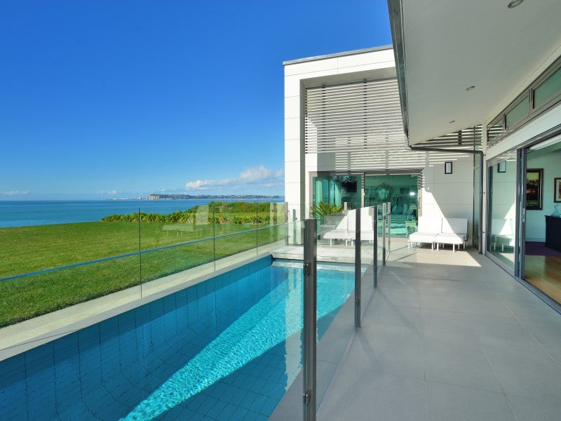 14 Mer Place, Bay View, Napier - Carousel 1