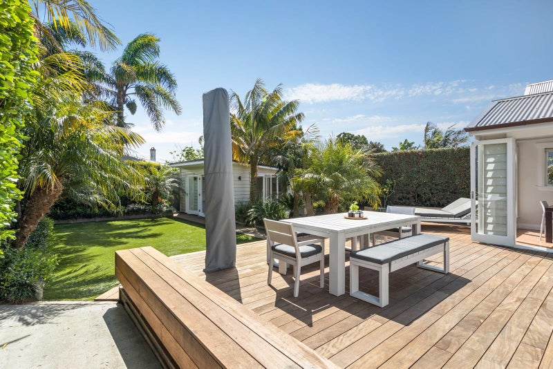 22 Warwick Avenue, Westmere, Auckland - Carousel 3