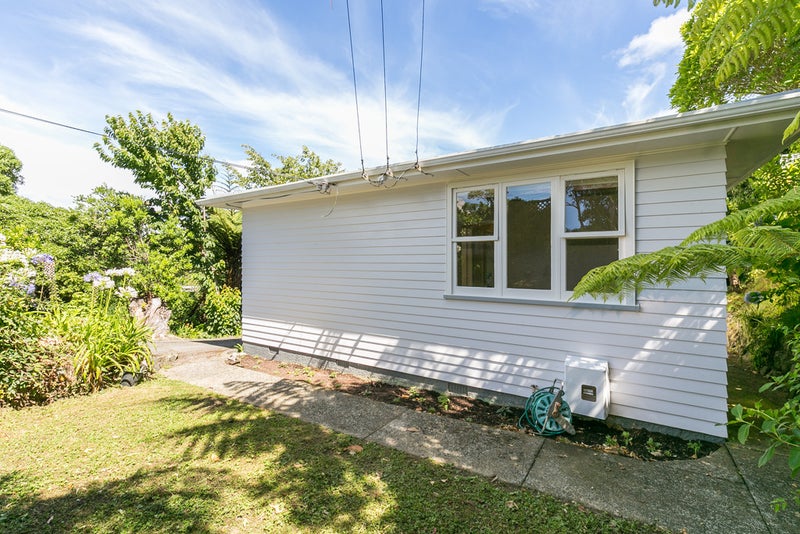 38 Pokohiwi Road, Normandale, Lower Hutt - Carousel 20