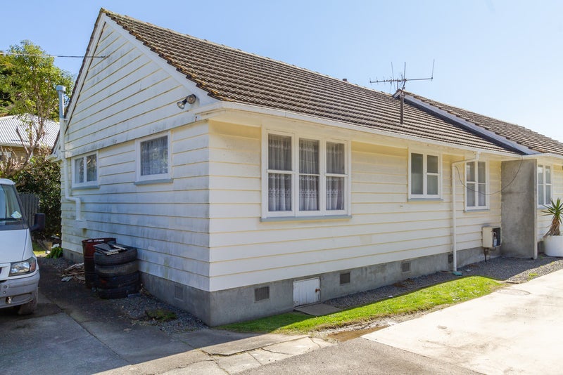 A/3 Fairfield Avenue, Fairfield, Lower Hutt - Carousel 1