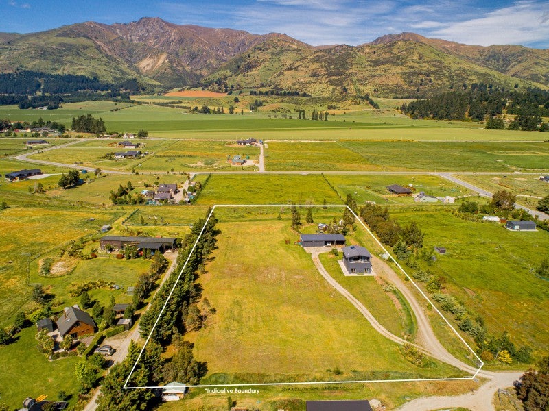 29 Paterson Drive, Wanaka - Carousel 1