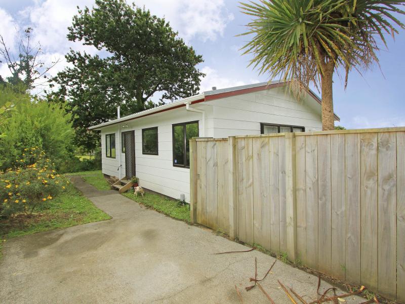 A/204 Rata Street, Naenae, Lower Hutt - Carousel 12