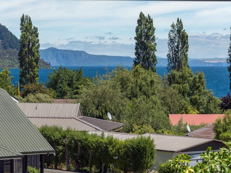 12 Kenrigg Road E, kinloch, Taupo - Carousel 2
