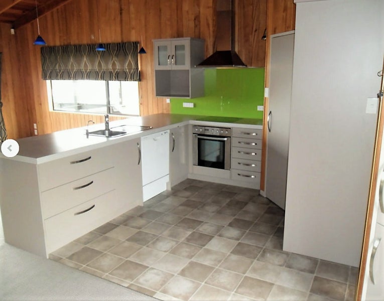 136 Newcastle Road, Nawton, Hamilton - Carousel 2