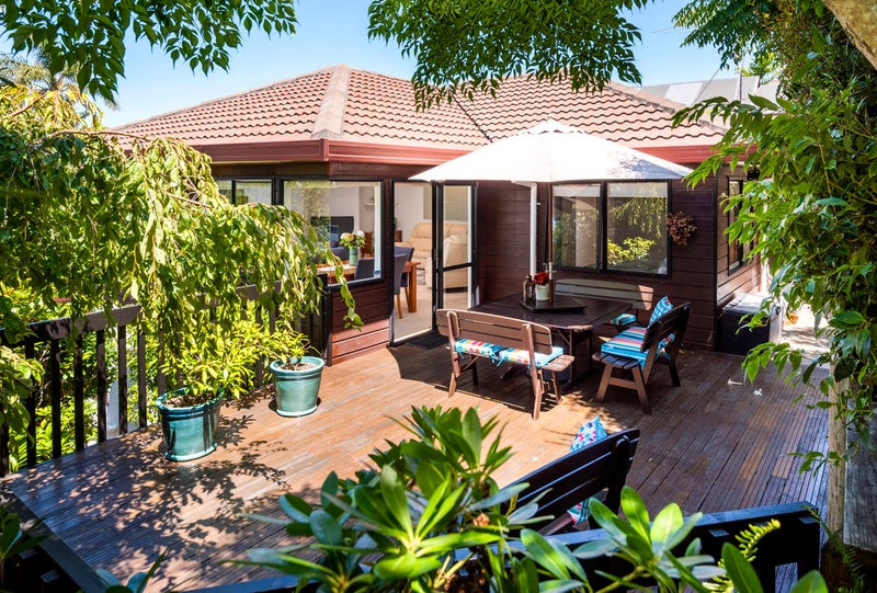 2/127 Sandspit Road, Shelly Park, Auckland - Carousel 2