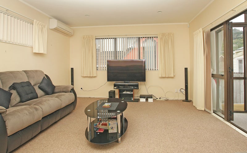 22 William Street, Hataitai, Wellington - Carousel 2