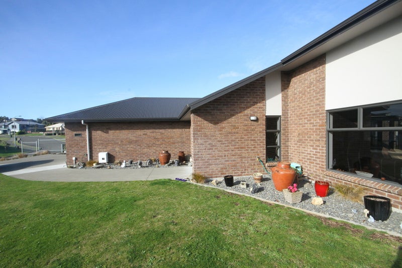 3 Webster Place, Otamatea, Whanganui - Carousel 23