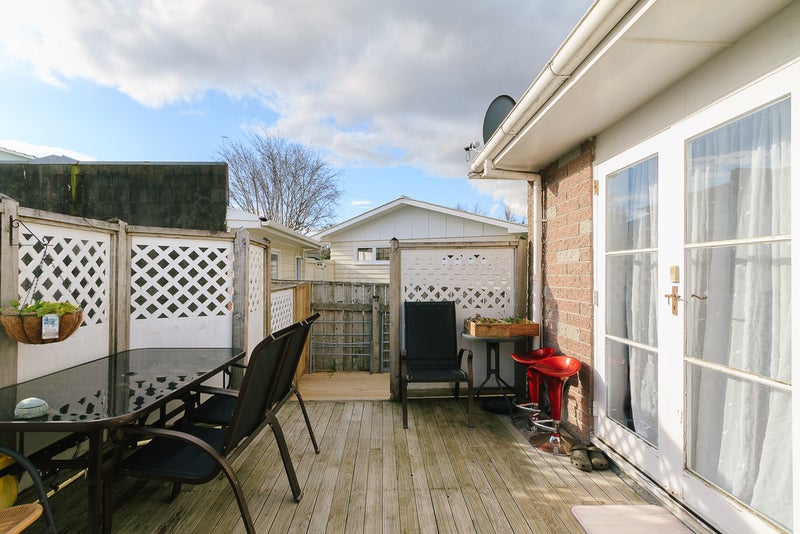 3A Heather Grove, Fairfield, Lower Hutt - Carousel 2