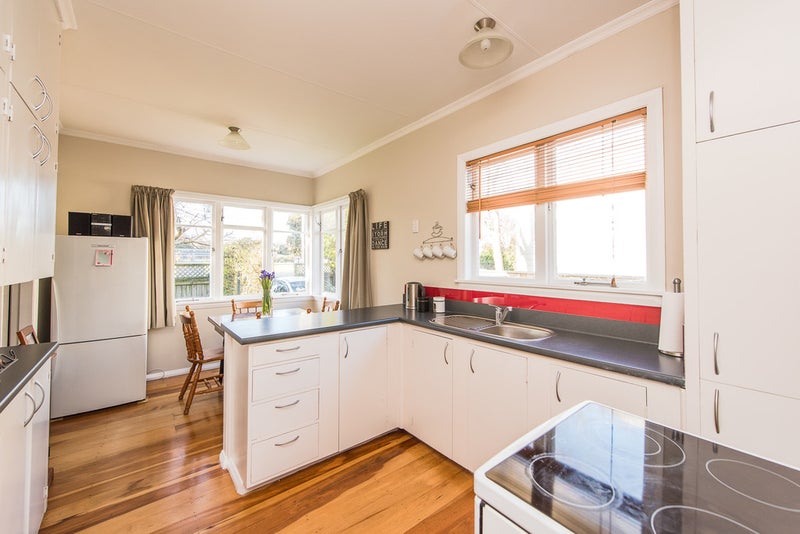 57 Gonville Avenue, Gonville, Whanganui - Carousel 2