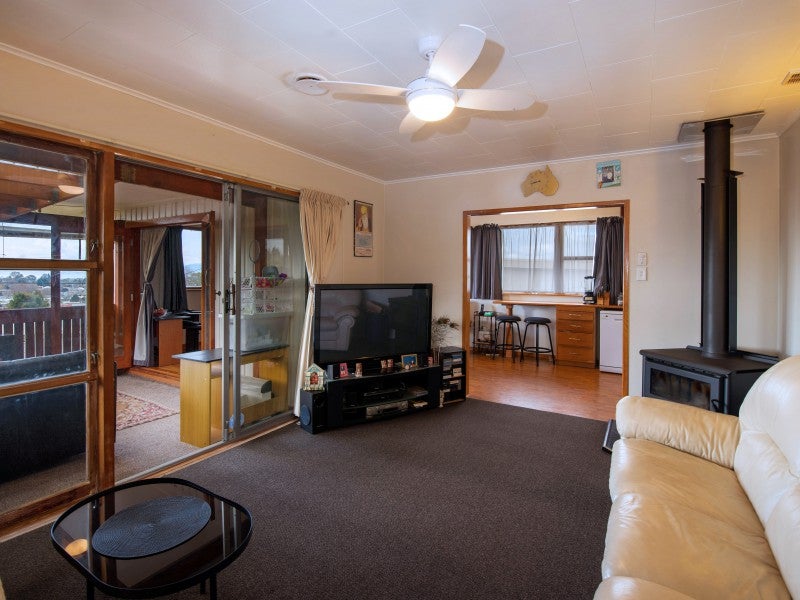 117 Mallard Drive, Selwyn Heights, Rotorua - Carousel 1