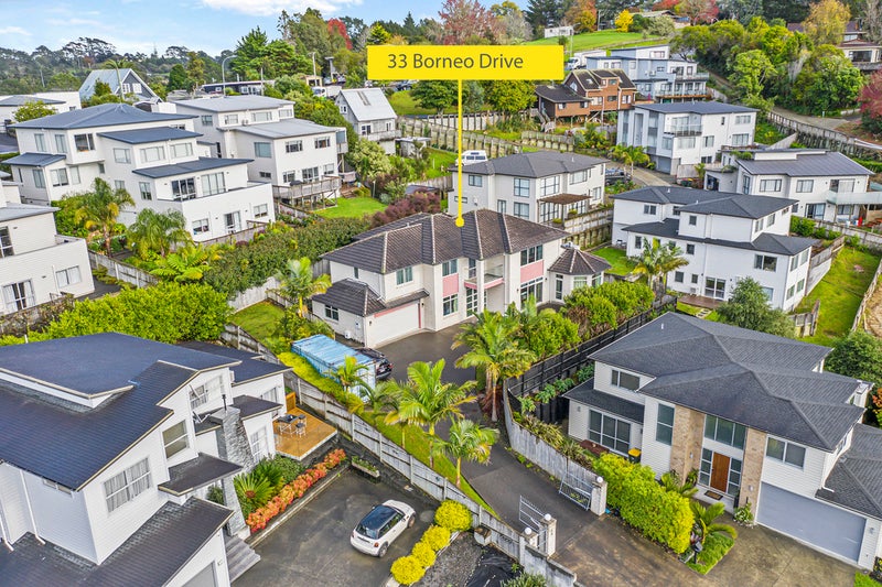33 Borneo Drive, Fairview Heights, Auckland - Carousel 1