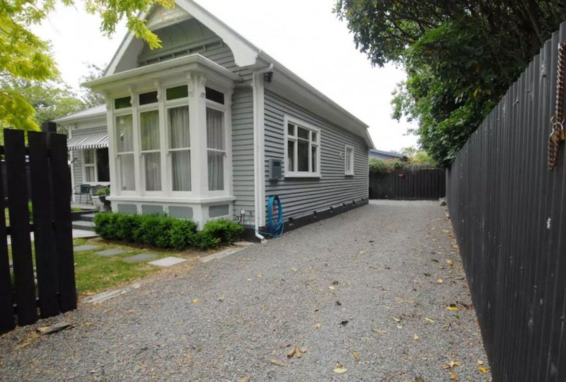 4 Bronte Place, Waltham, Christchurch - Carousel 17