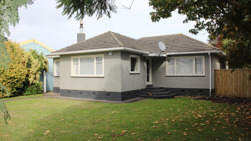 23 Kings Avenue, Gonville, Whanganui - Carousel 1