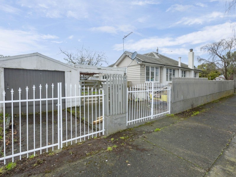 527 Fergusson Drive, Trentham, Upper Hutt - Carousel 17