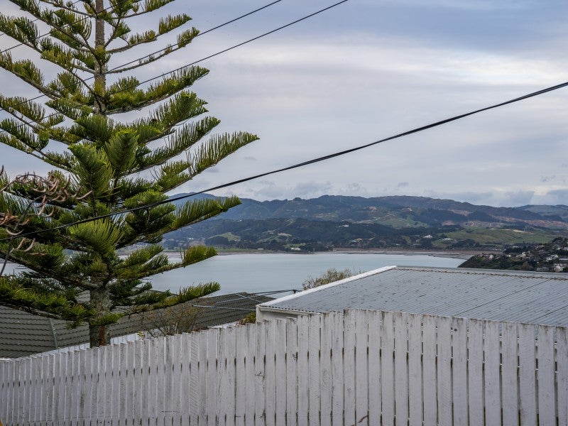 69 Kahu Road, Paremata, Porirua - Carousel 2