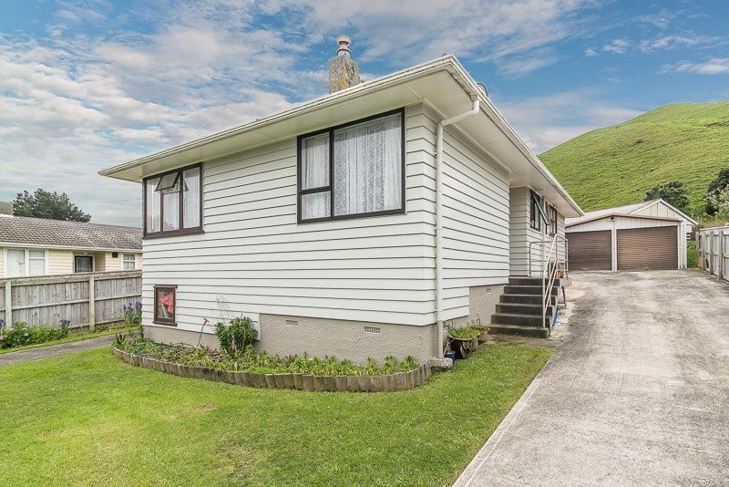 84 Corinna Street, Waitangirua, Porirua - Carousel 2