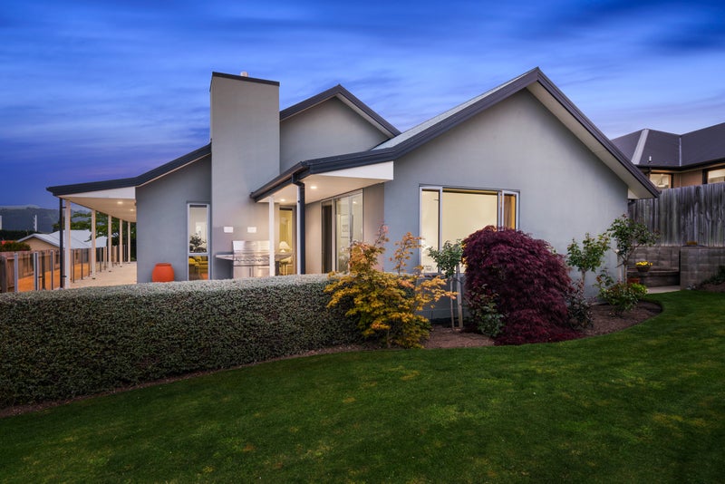 88 Ravensdale Rise, Westmorland, Christchurch - Carousel 1