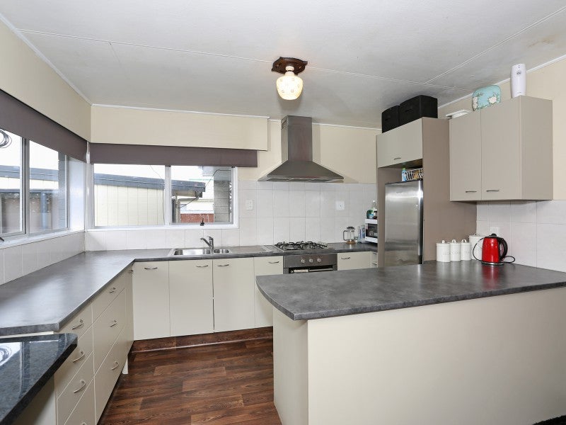 4 TATE PL, Feilding, FEILDING - Carousel 2