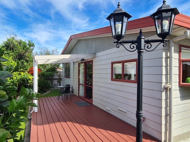 405A Lascelles Street, Saint Leonards, Hastings - Carousel 2