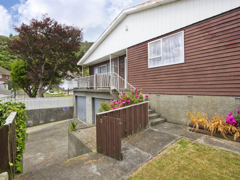 47B Judd Crescent, Naenae, Lower Hutt - Carousel 1
