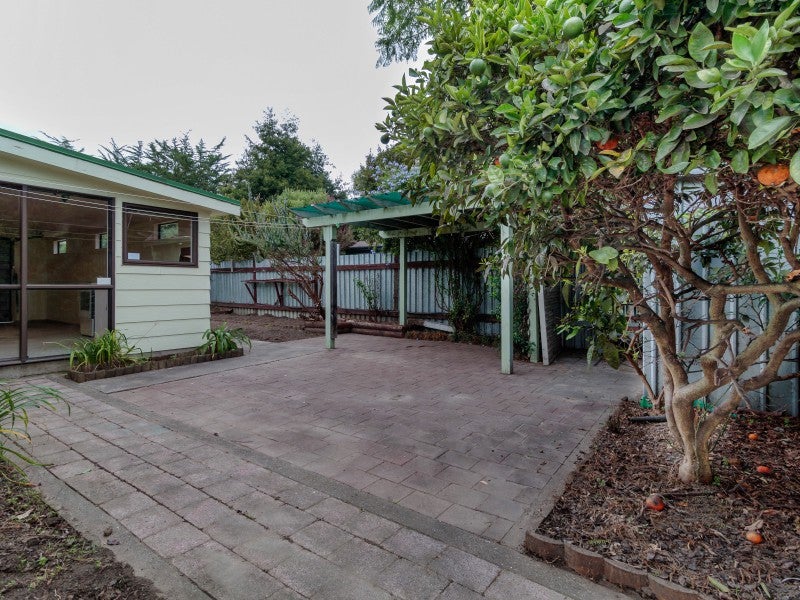 9 Perry Crescent, Greenmeadows, Napier - Carousel 18