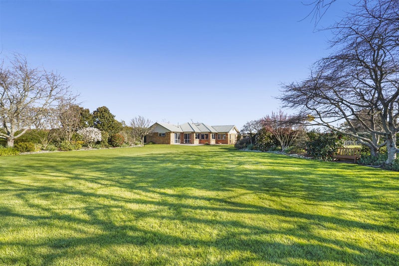 238 Eureka Road, Eureka - Carousel 24