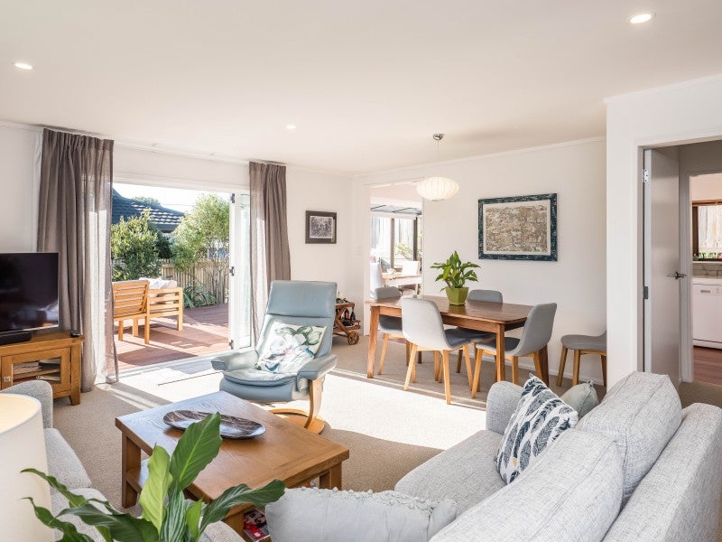 10B Nathan Avenue, Paraparaumu Beach, Paraparaumu - Carousel 2