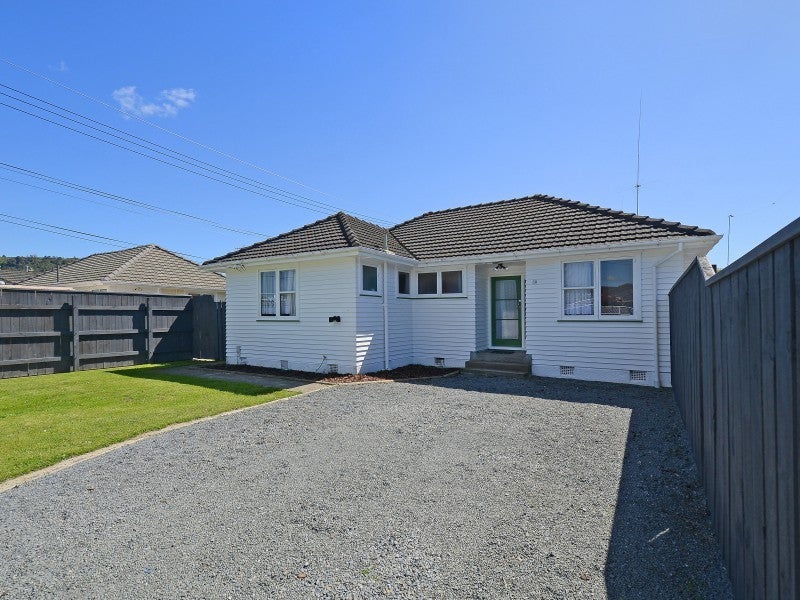 58 Thackeray Street, Trentham, Upper Hutt - Carousel 2