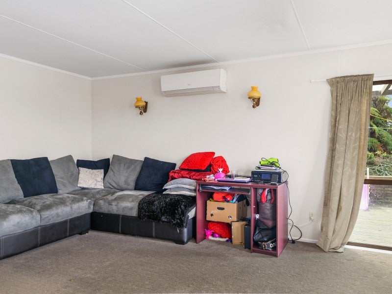 102 Old Quarry Road, Selwyn Heights, Rotorua - Carousel 2