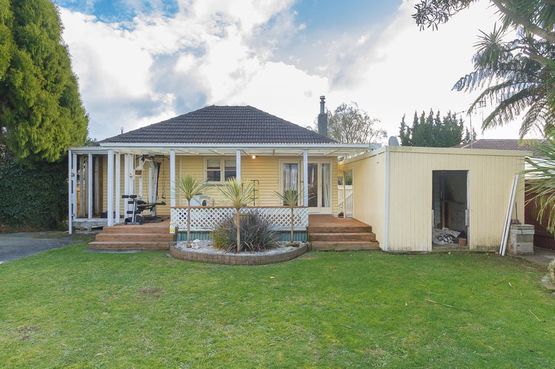 30 Routley Crescent, Elderslea, Upper Hutt - Carousel 1