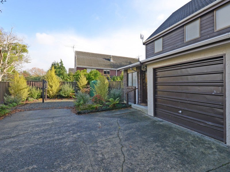 4 Mchattie Lane, Clouston Park, Upper Hutt - Carousel 2