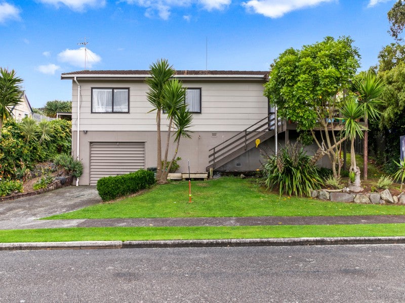 1/32 Ranginui Road, Welcome Bay, Tauranga - Carousel 1