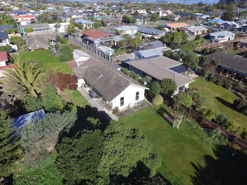 8 Halsey Street, South New Brighton, Christchurch - Carousel 1