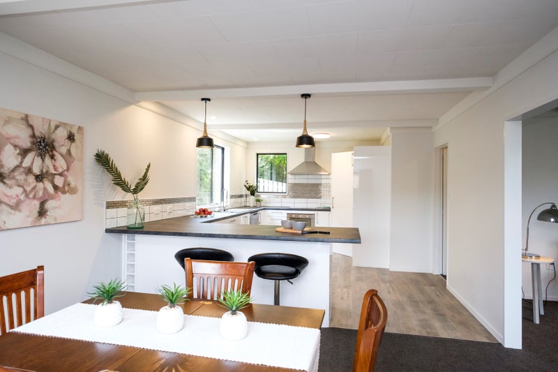 92 Signal Hill Road, Opoho, Dunedin - Carousel 2