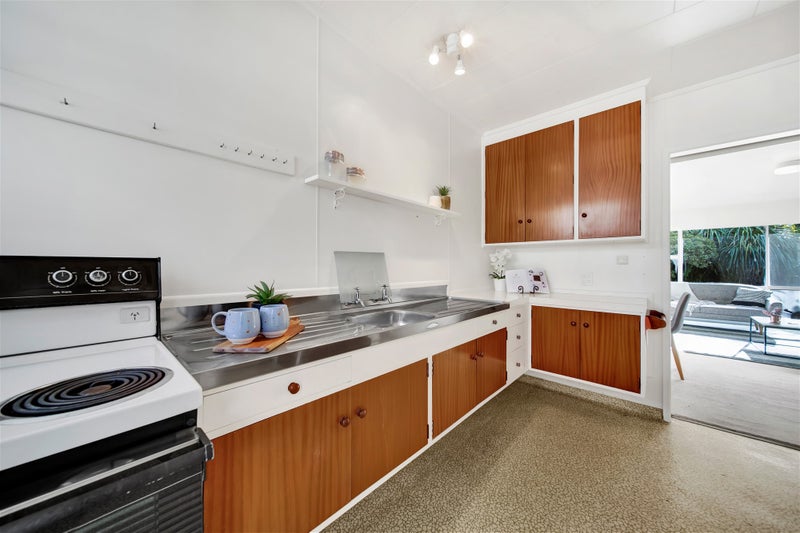 3B Bideford Street, Brooklands, New Plymouth - Carousel 2