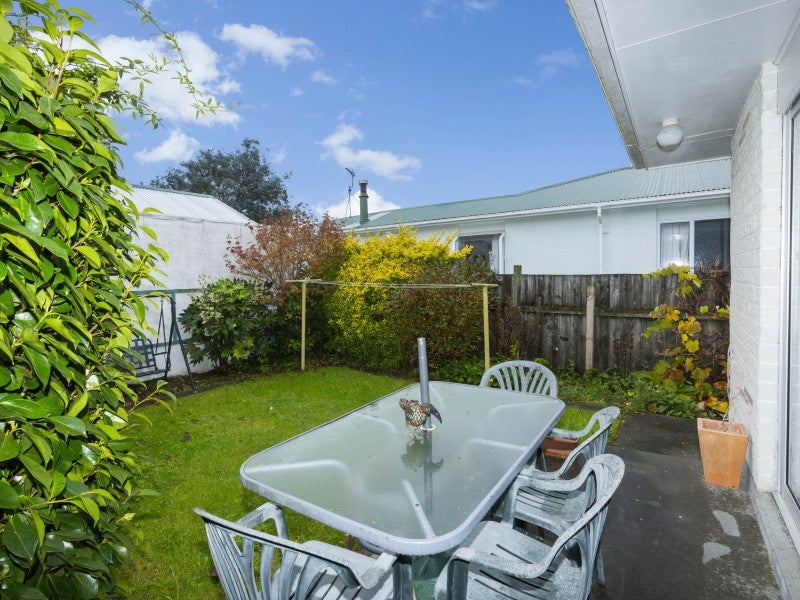 58B Oxford Crescent, Ebdentown, Upper Hutt - Carousel 2
