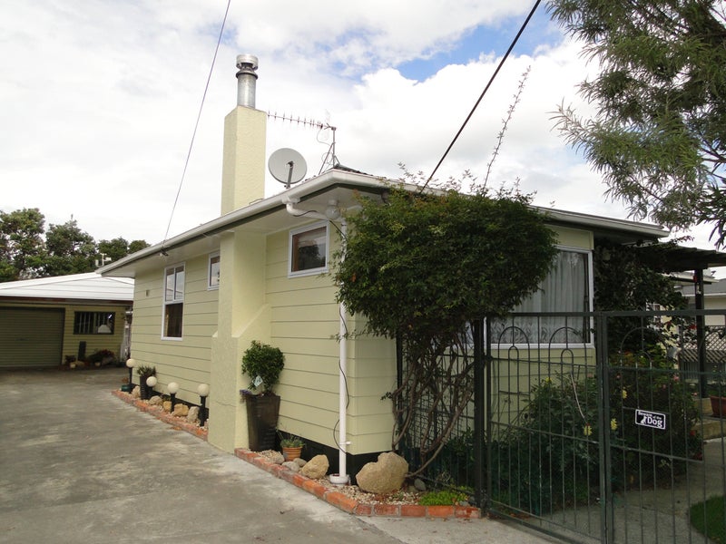 26 Benmore Avenue, Cloverlea, Palmerston North - Carousel 1